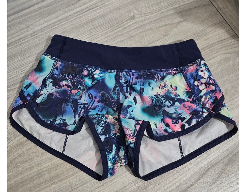 Ivivva Speedy Shorts Girls Size 8 Blue Pink Marble Print Active wear Exercise